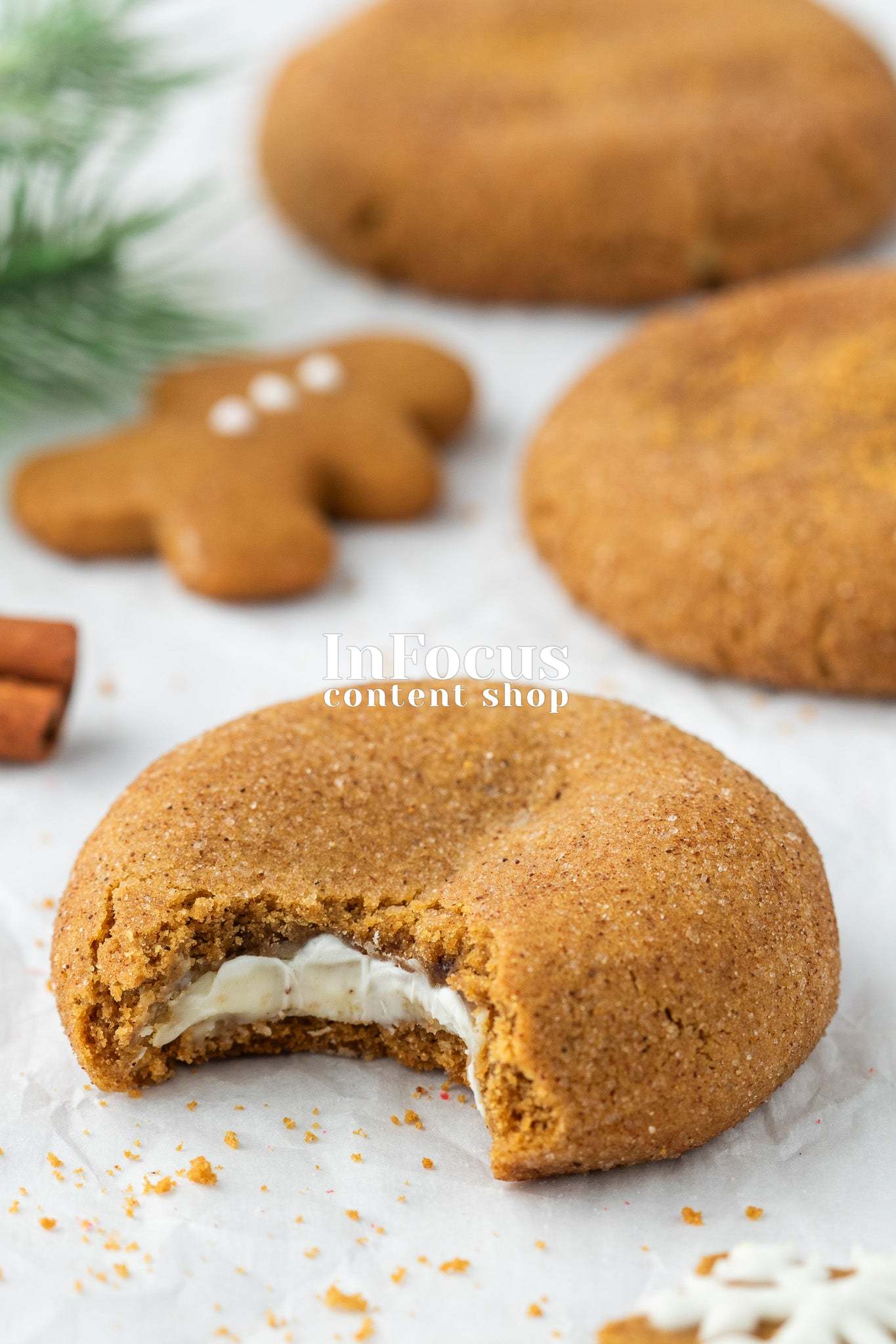 Gingerbread Cheesecake Cookies- Exclusive